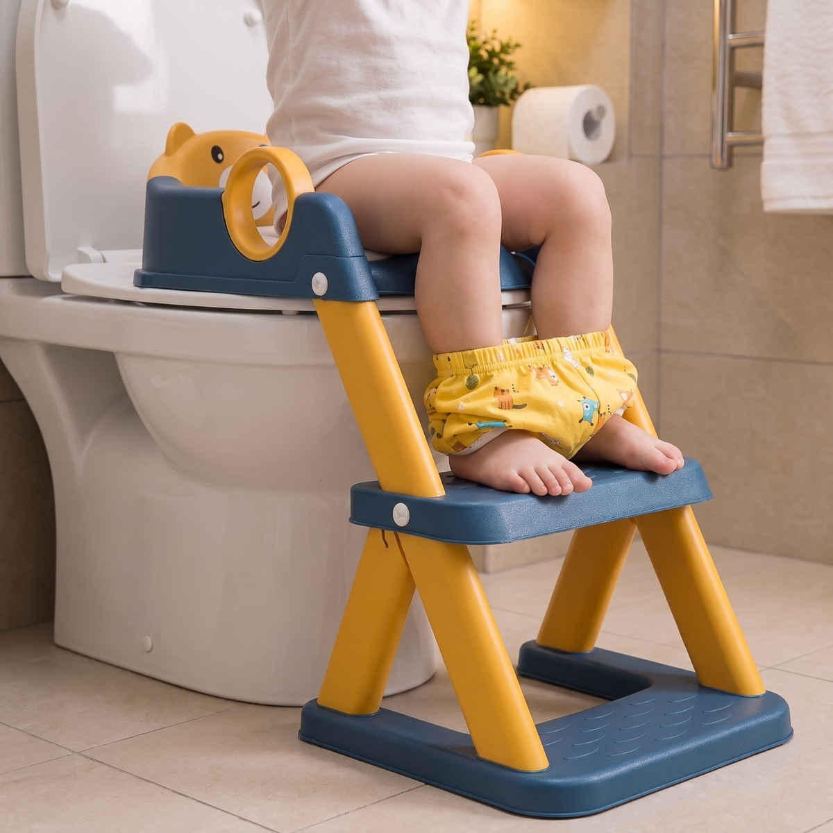 Marchepied de toilettes pliable